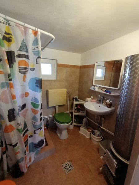 Tutana, Com Baiculesti, judetul Arges